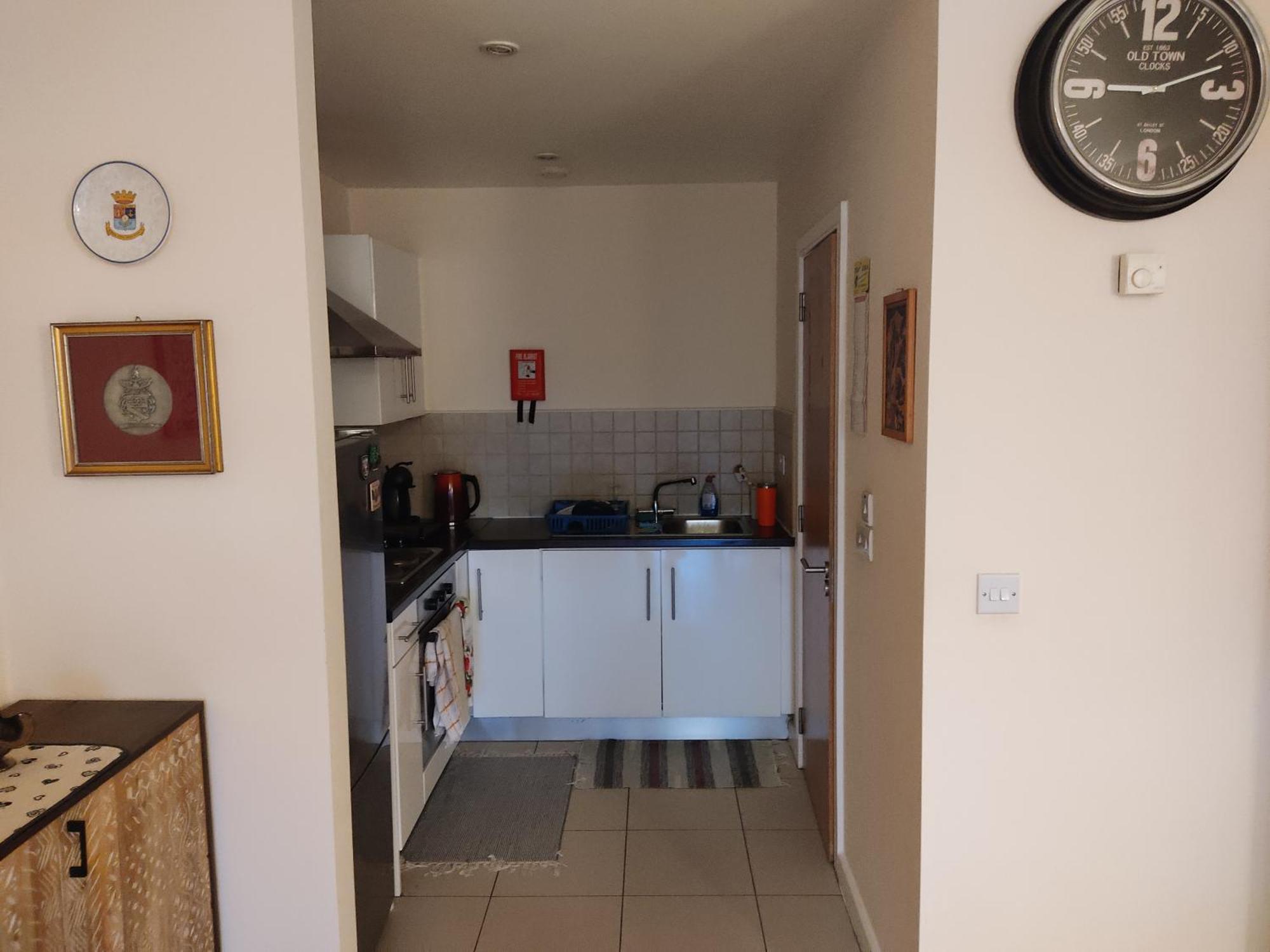 Swallows Nest - Spacious Bright Double Bedroom With Ensuite Bathroom Accommodatie bij particulieren *